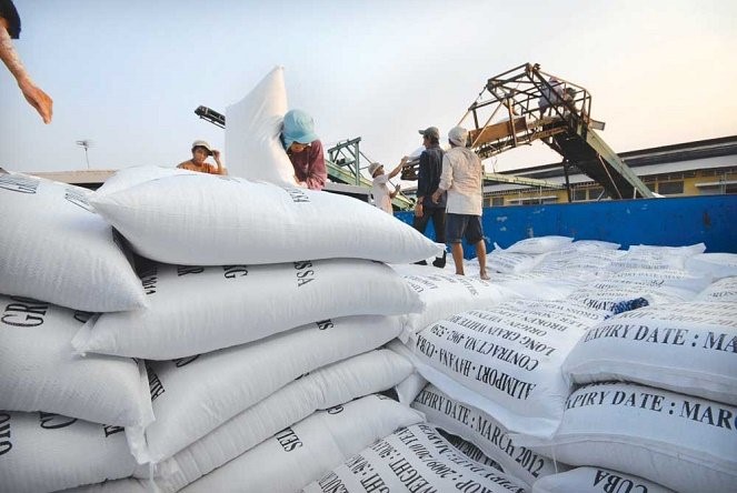 Why is there a need to tax rice exports?
