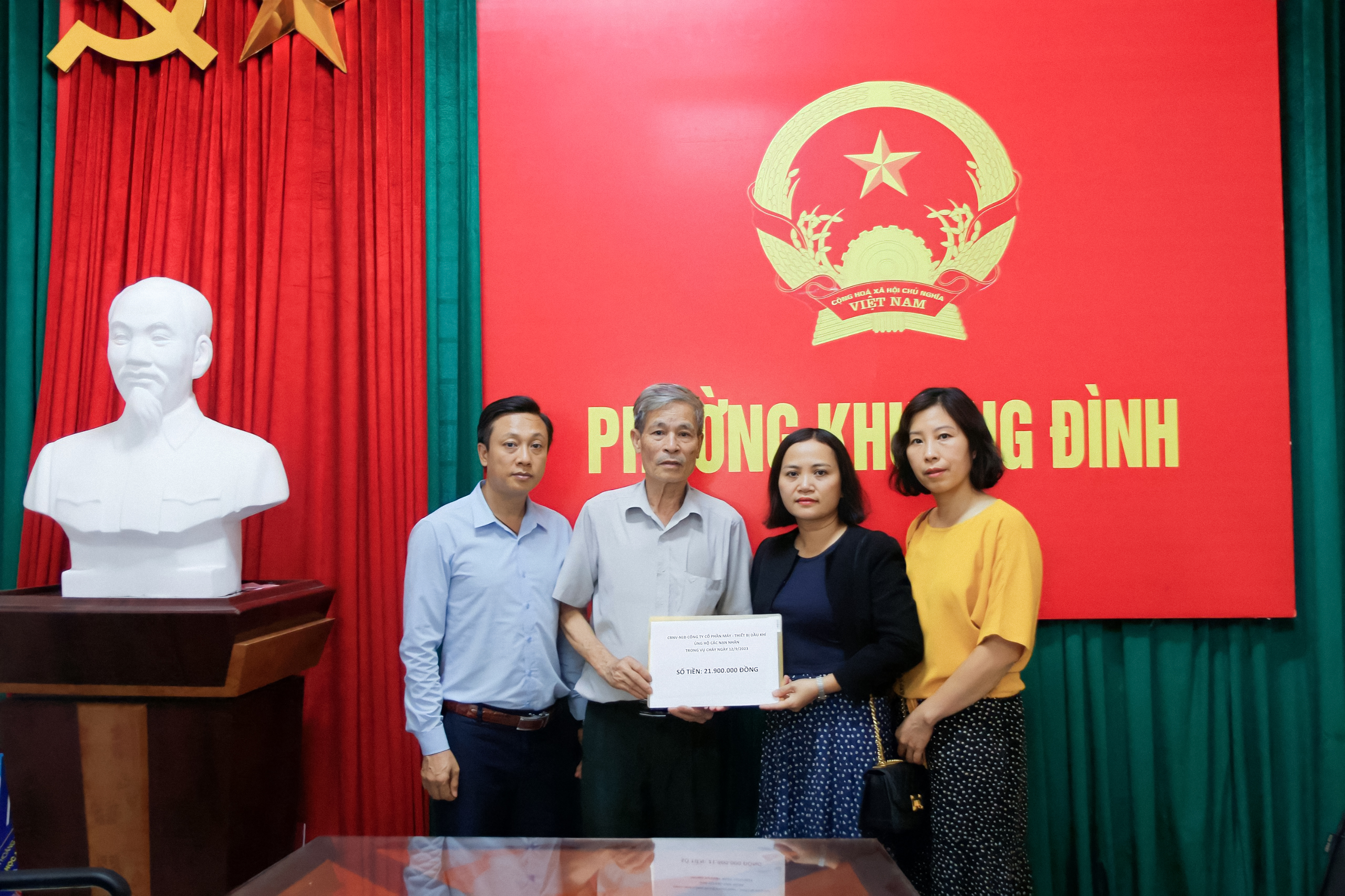 PetroVietnam Machinery and Technology Joint Stock Company join hands to support victims of mini apartment fire