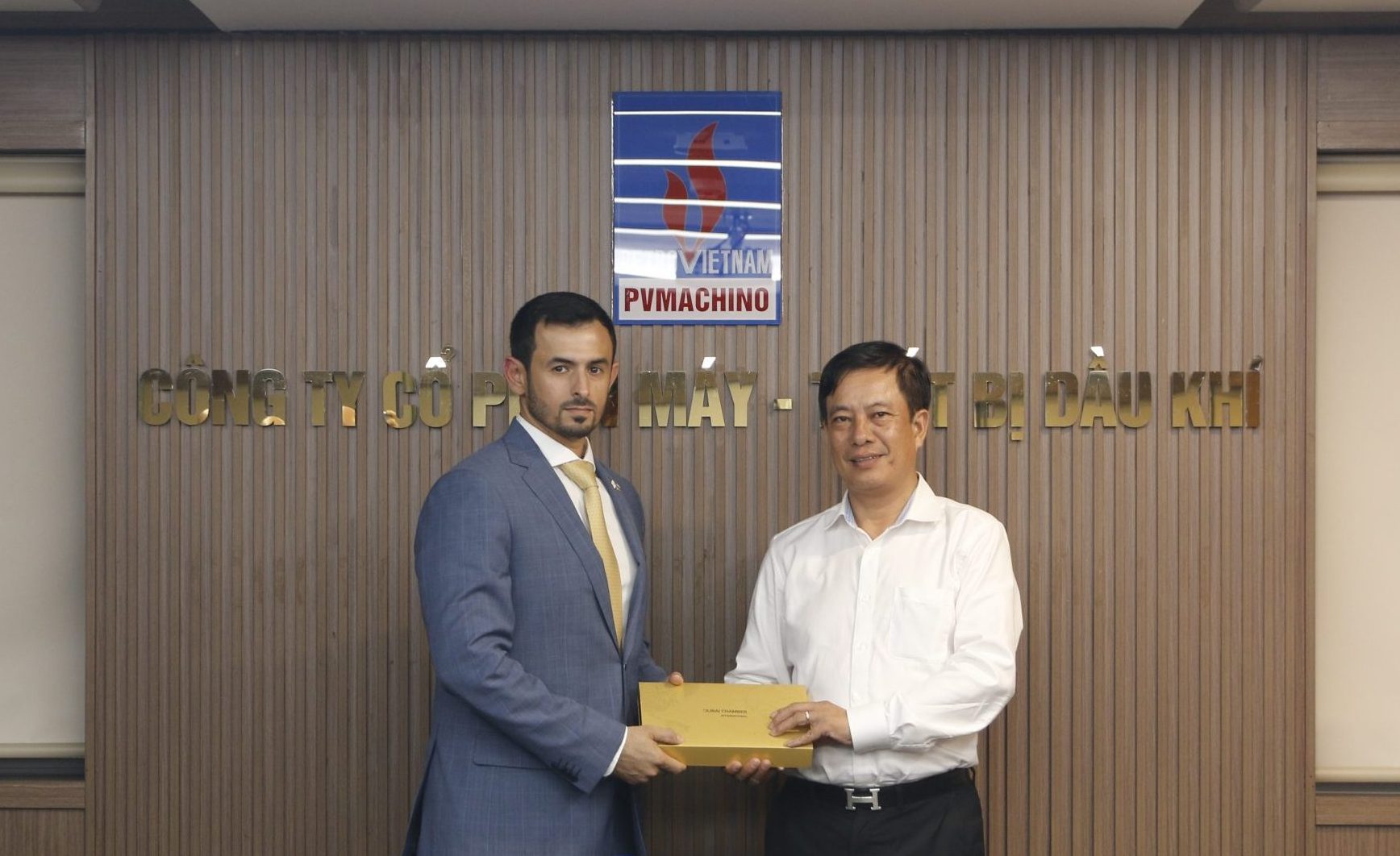 PVMachino represents Vietnamese businesses to welcome the delegation of Dubai Chamber of Commerce